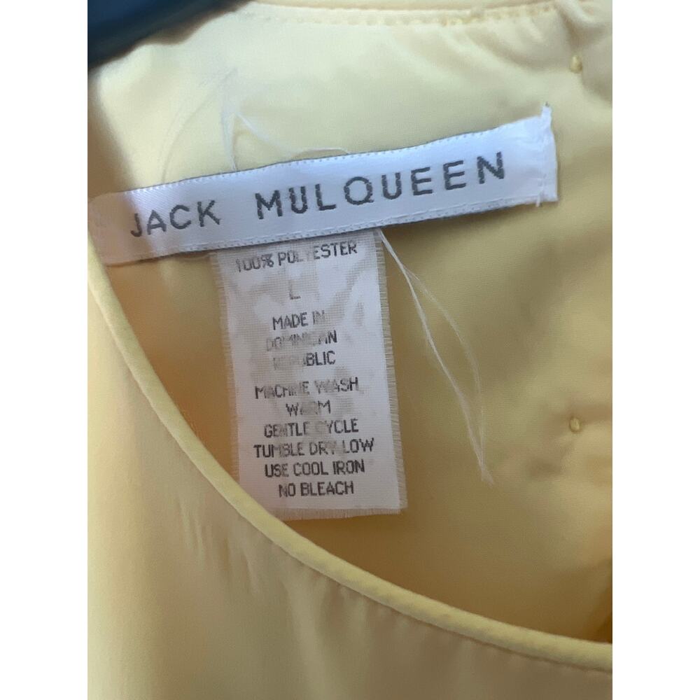 Jack Mulqueen Excellent condition Women’s yellow Short Sleeve Blouse Size L. - Picture 3 of 5